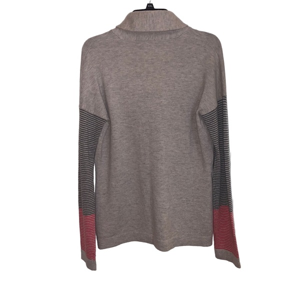 Patagonia 80% Wool Gray And Pink Striped Cardigan Size Large - Picture 8 of 8